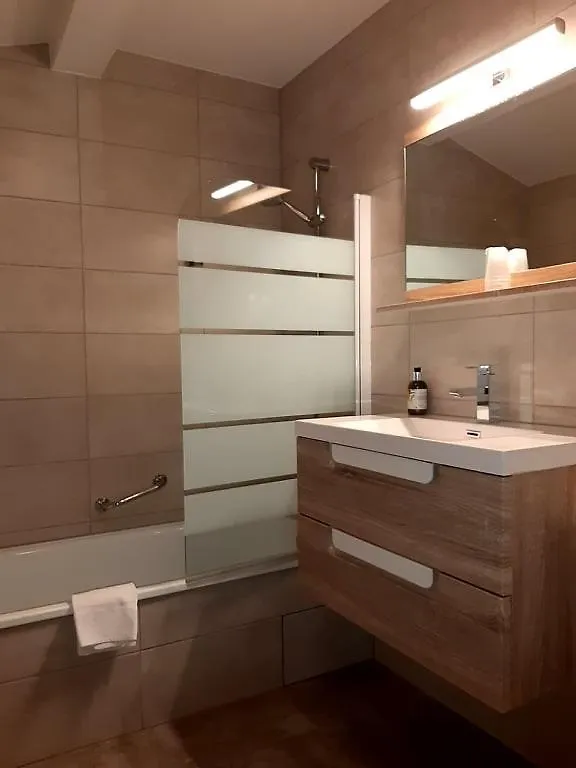 **  Bon-Sejour Hotel Thollon-les-Memises France