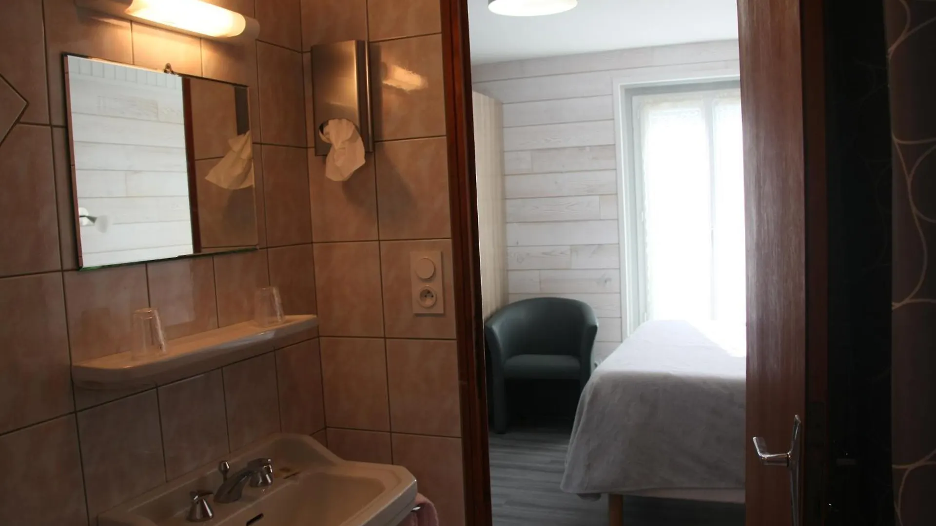 **  Bon-Sejour Hotel Thollon-les-Memises France